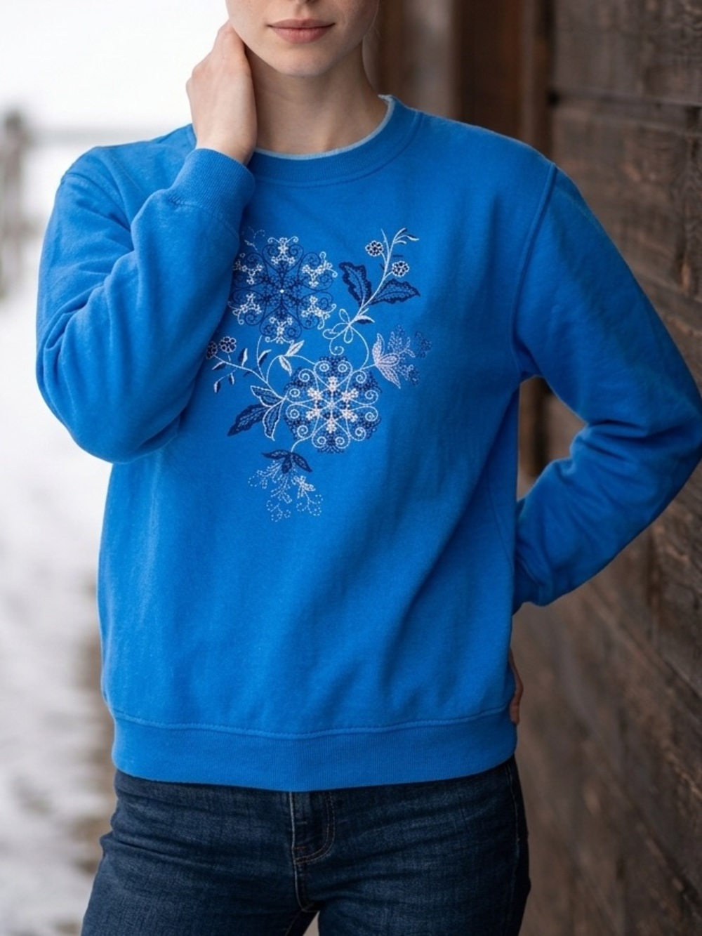 Northern Reflections Floral Embroidered Crew Neck Sweatshirt Fleece Small